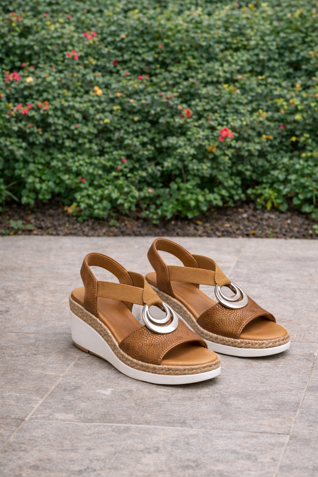 Mila | Black Ring Detail Wedge Sandals