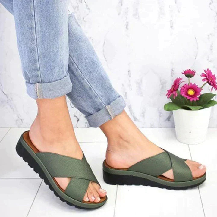 Amelia | Cross Strap Platform Sandals
